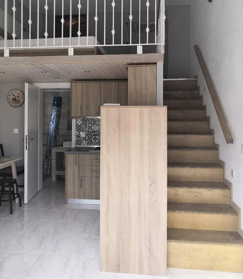 Filippou Luxury Apartments Flogita Exterior foto
