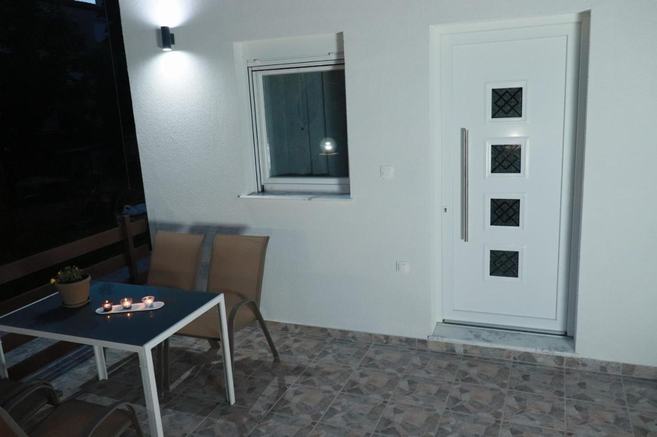 Filippou Luxury Apartments Flogita Exterior foto